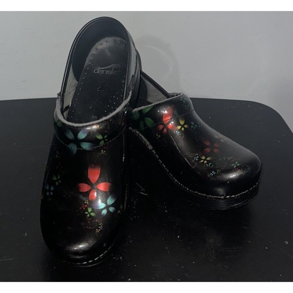 Dansko Professional Wildflower Casual Dress Work Pro Clog. Size 39 US 8.5-9